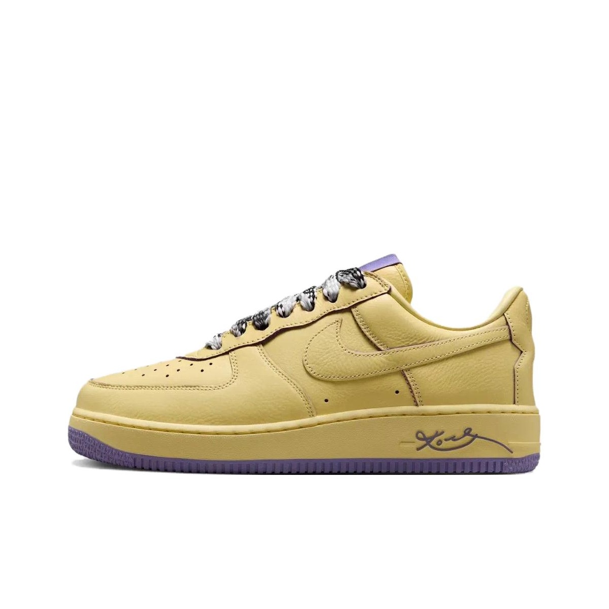 ナイキ エアフォース1 ロートップ スケートボードシューズ  - Nike Shoes Air Force 1 のレビューと価格